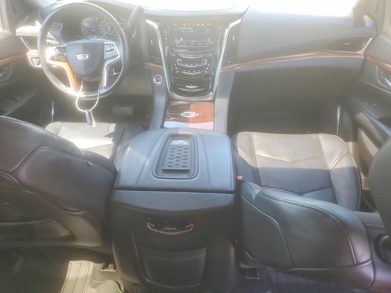 2016 CADILLAC Escalade ESV