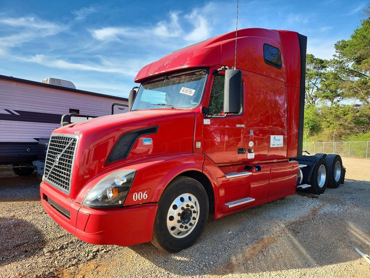 2016 VOLVO VNL