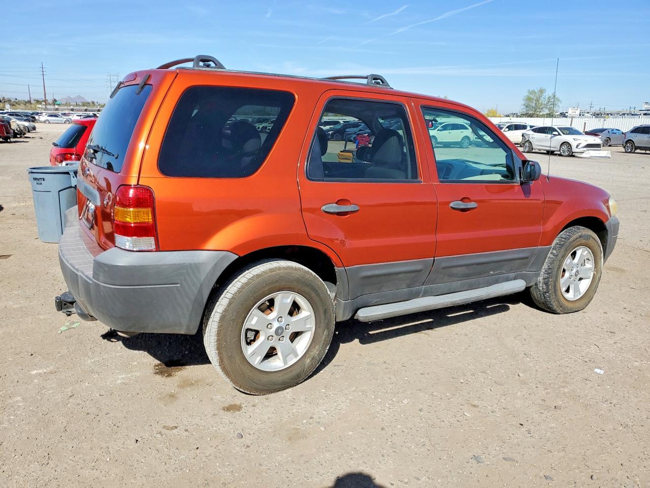 2006 FORD ESCAPE