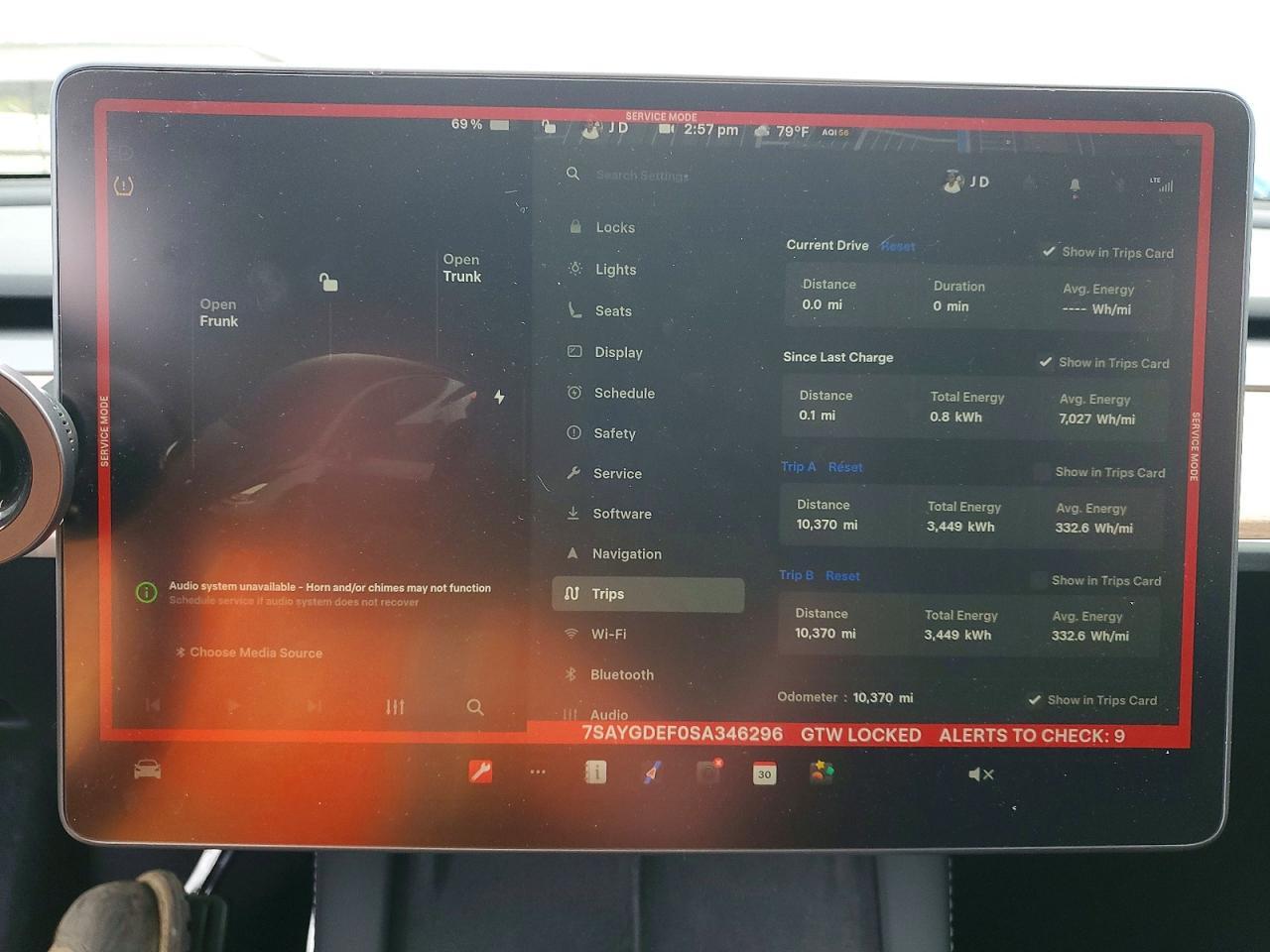 2025 TESLA MODEL Y