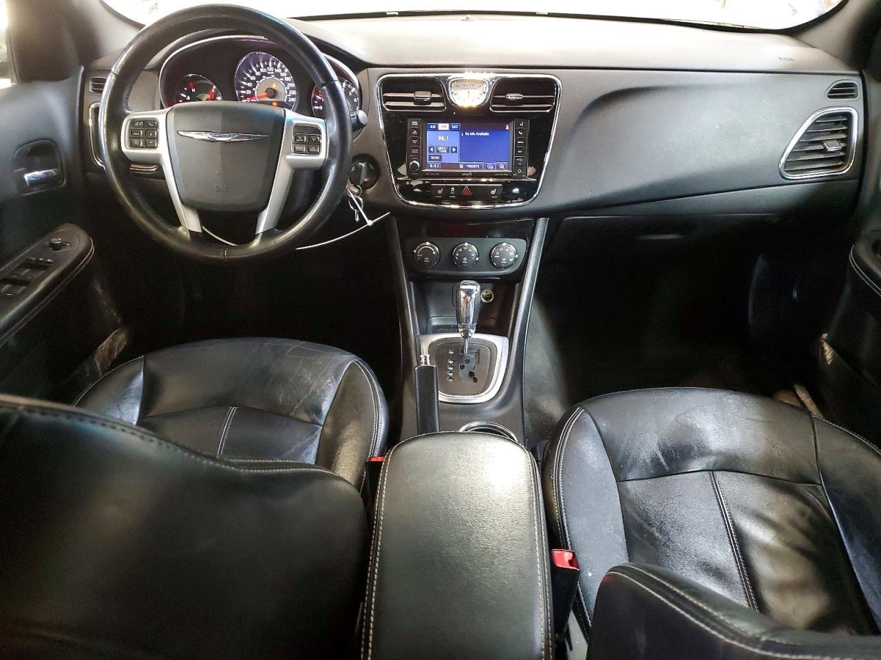2012 CHRYSLER 200