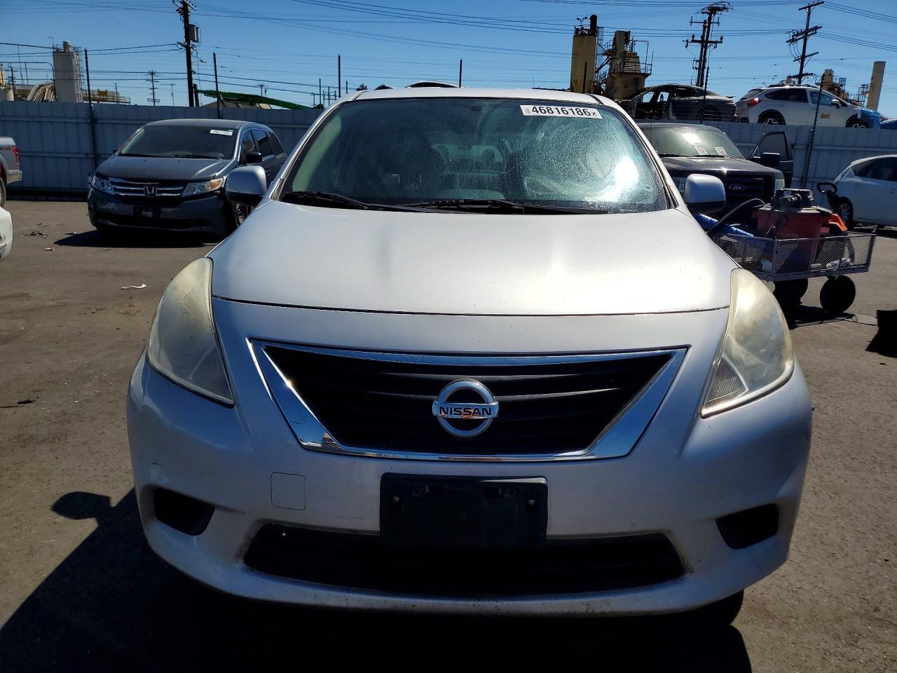 2014 NISSAN VERSA