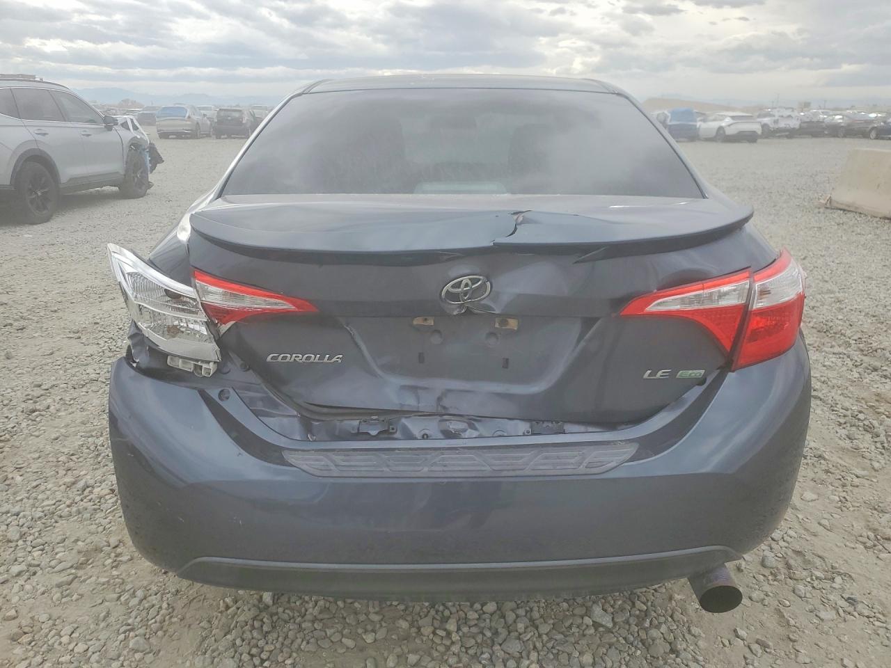 2015 TOYOTA COROLLA