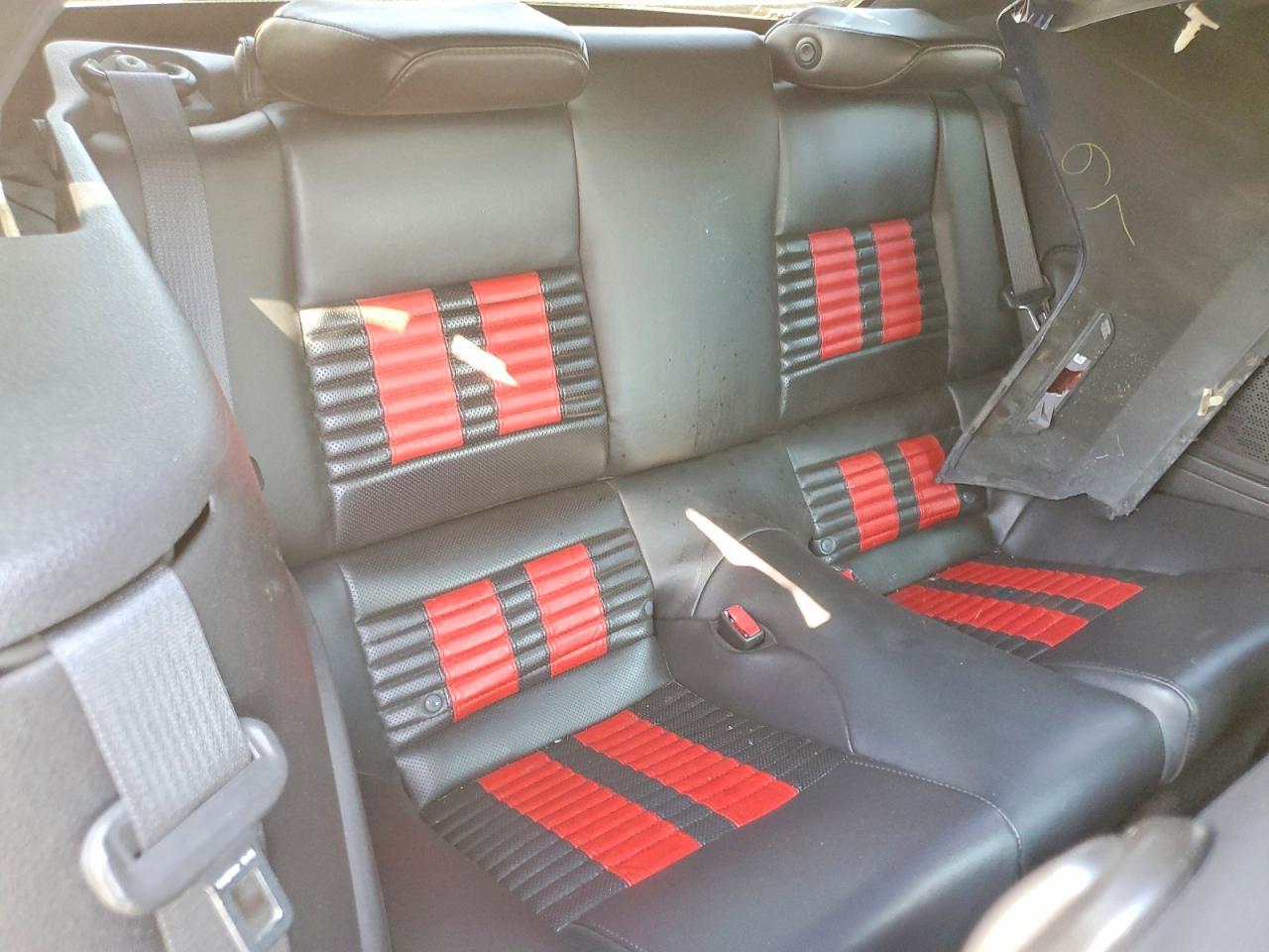 2012 FORD MUSTANG