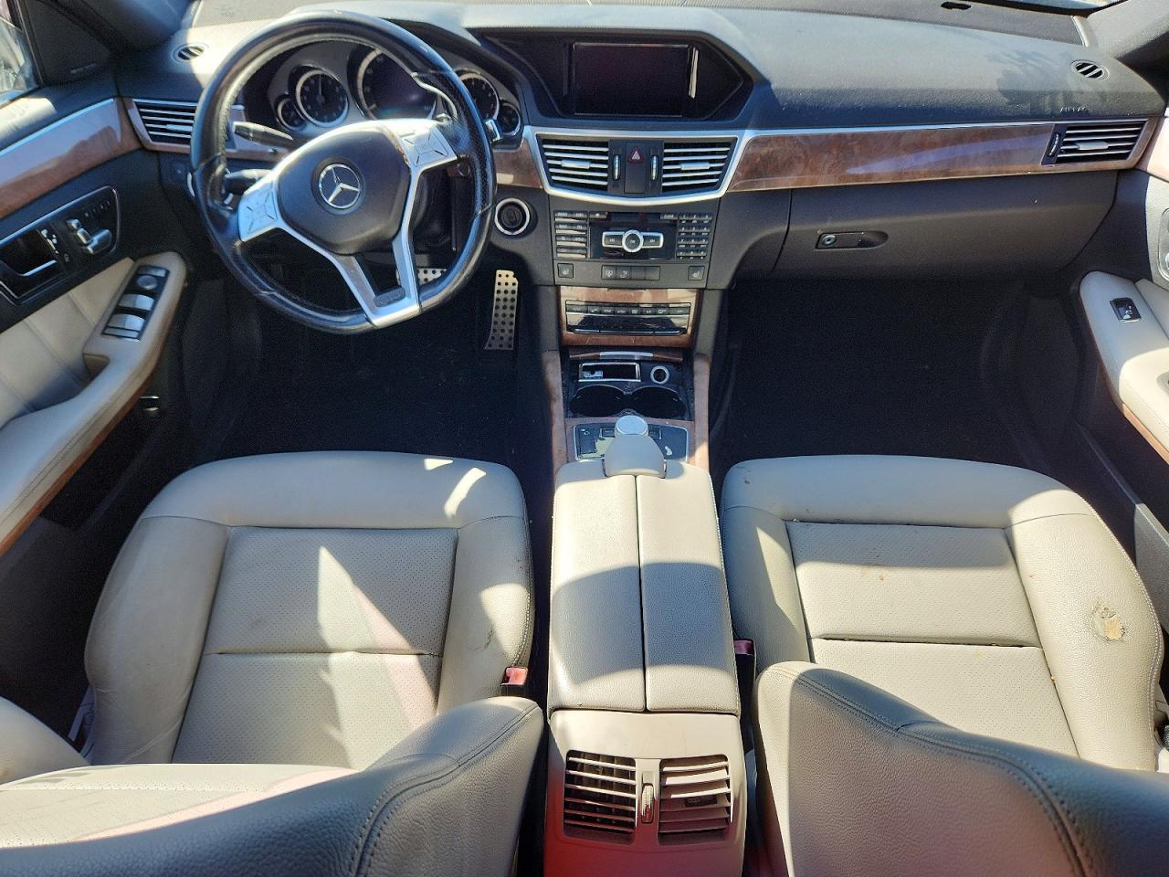 2013 MERCEDES-BENZ E-Class