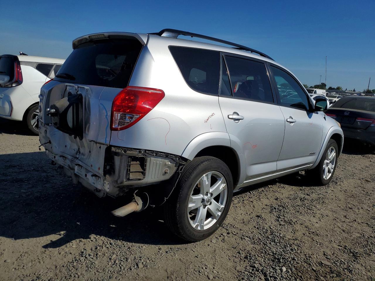 2006 TOYOTA RAV4