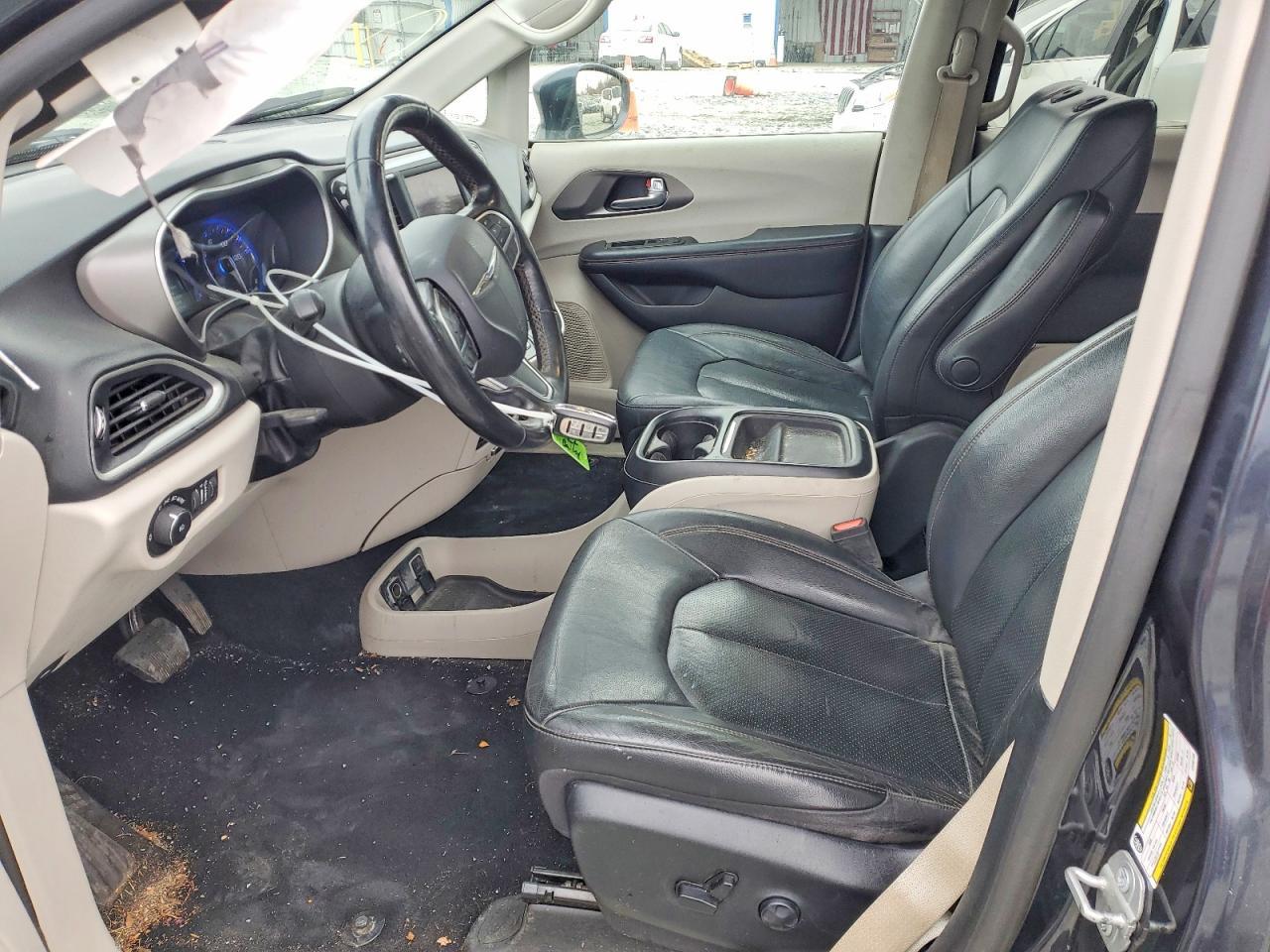 2020 CHRYSLER Pacifica