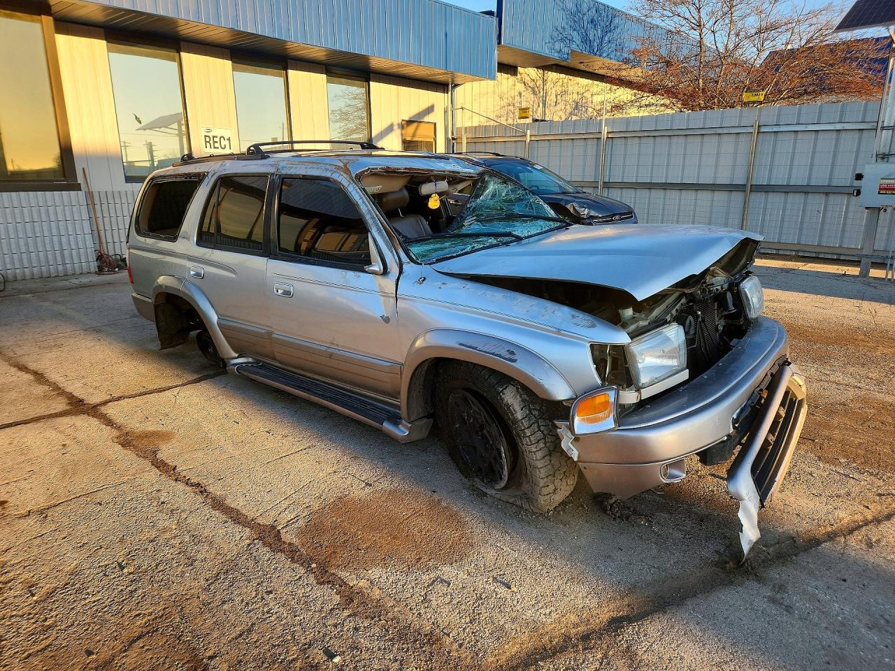 2001 TOYOTA 4Runner