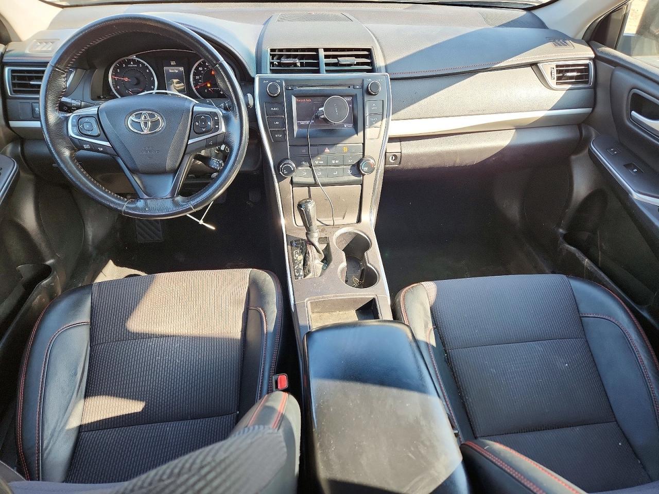 2017 TOYOTA CAMRY