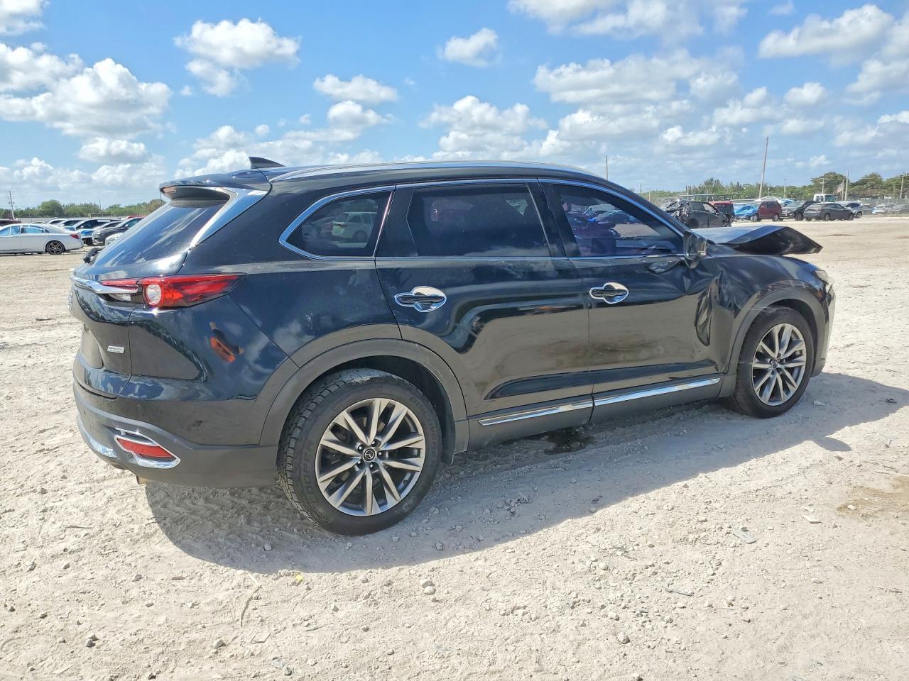 2018 MAZDA CX-9