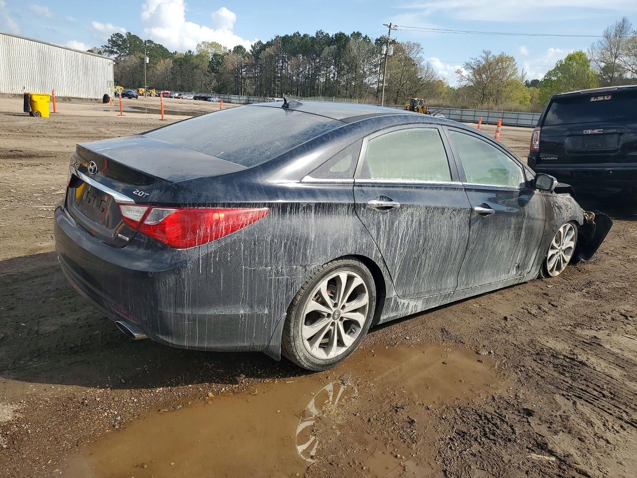 2013 HYUNDAI SONATA