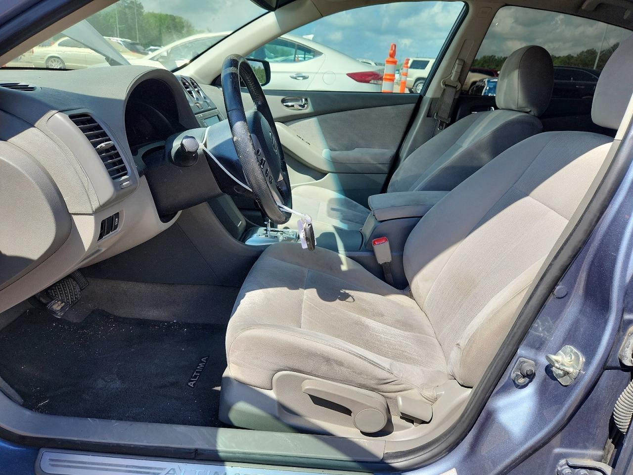 2012 NISSAN ALTIMA