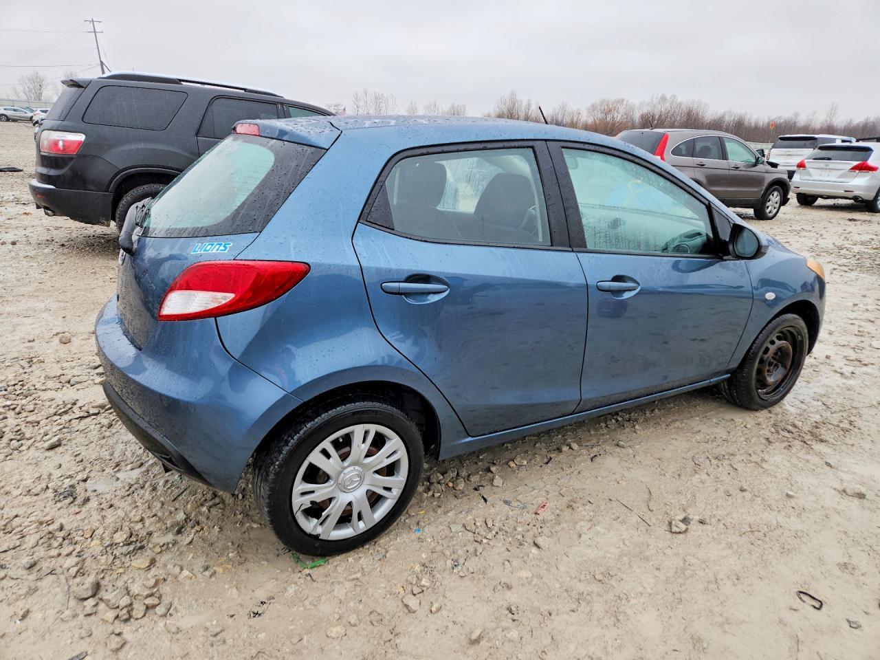 2014 MAZDA 2