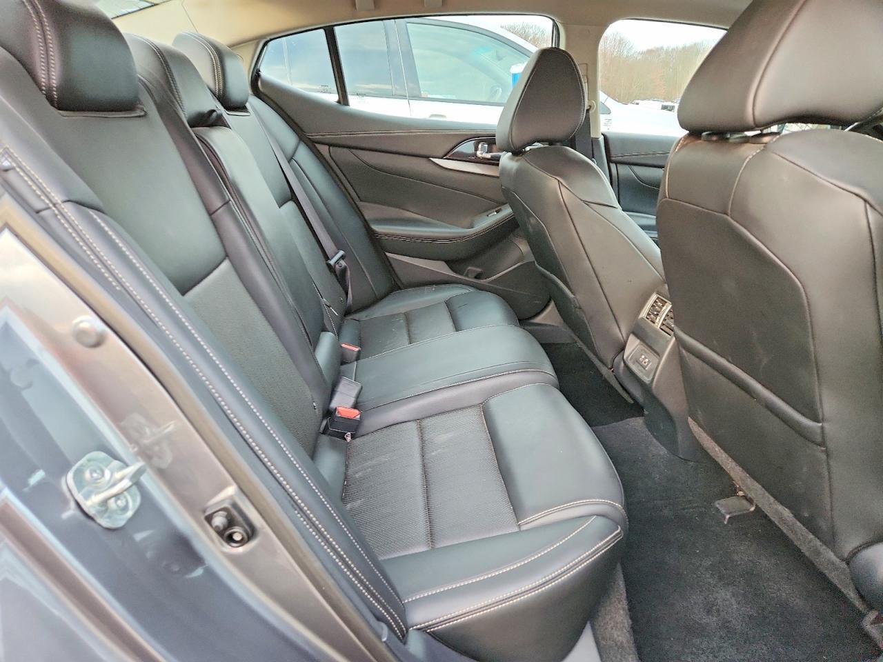 2019 NISSAN Maxima