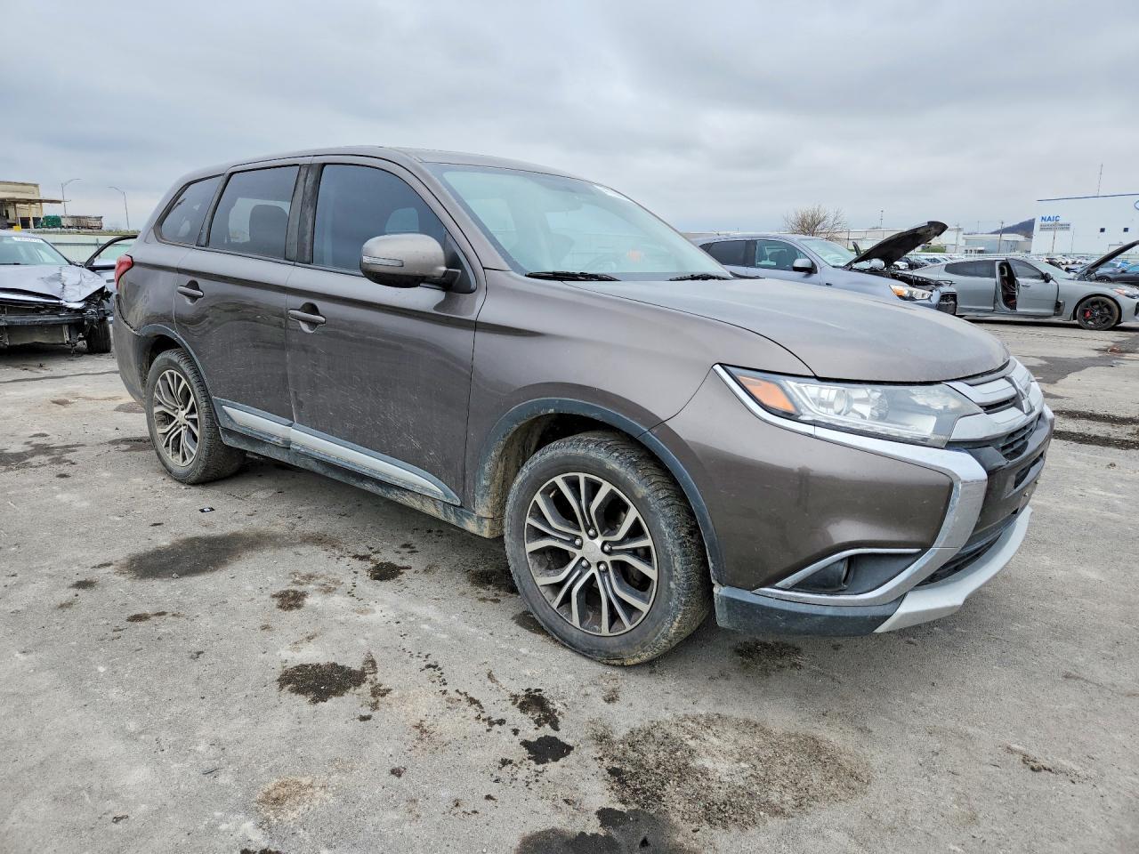 2017 MITSUBISHI outlander