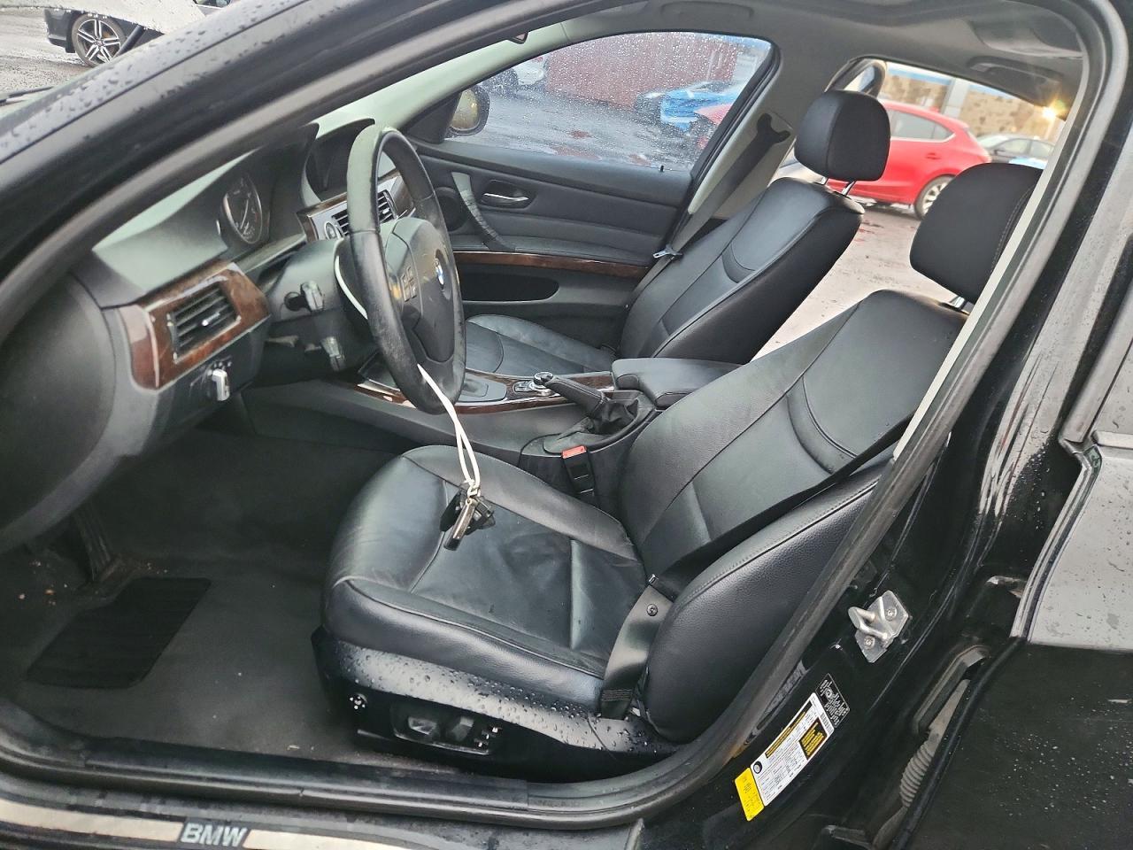 2011 BMW 3 SERIES