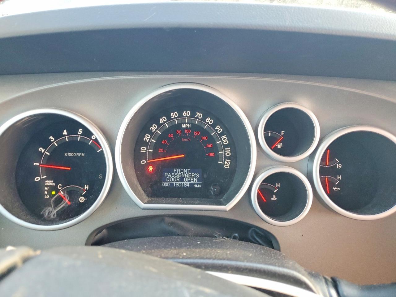 2016 TOYOTA Sequoia
