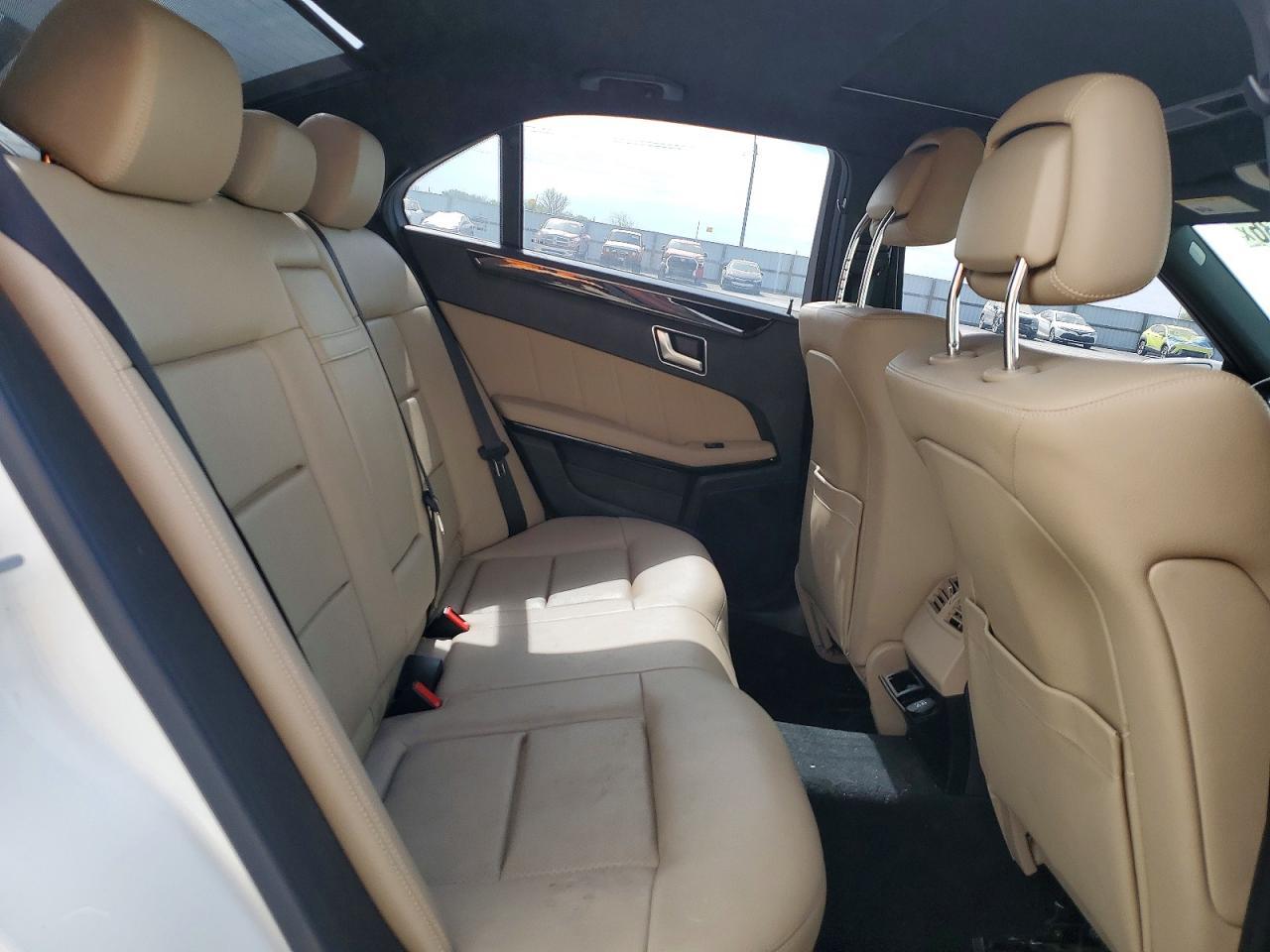 2013 MERCEDES-BENZ E-Class