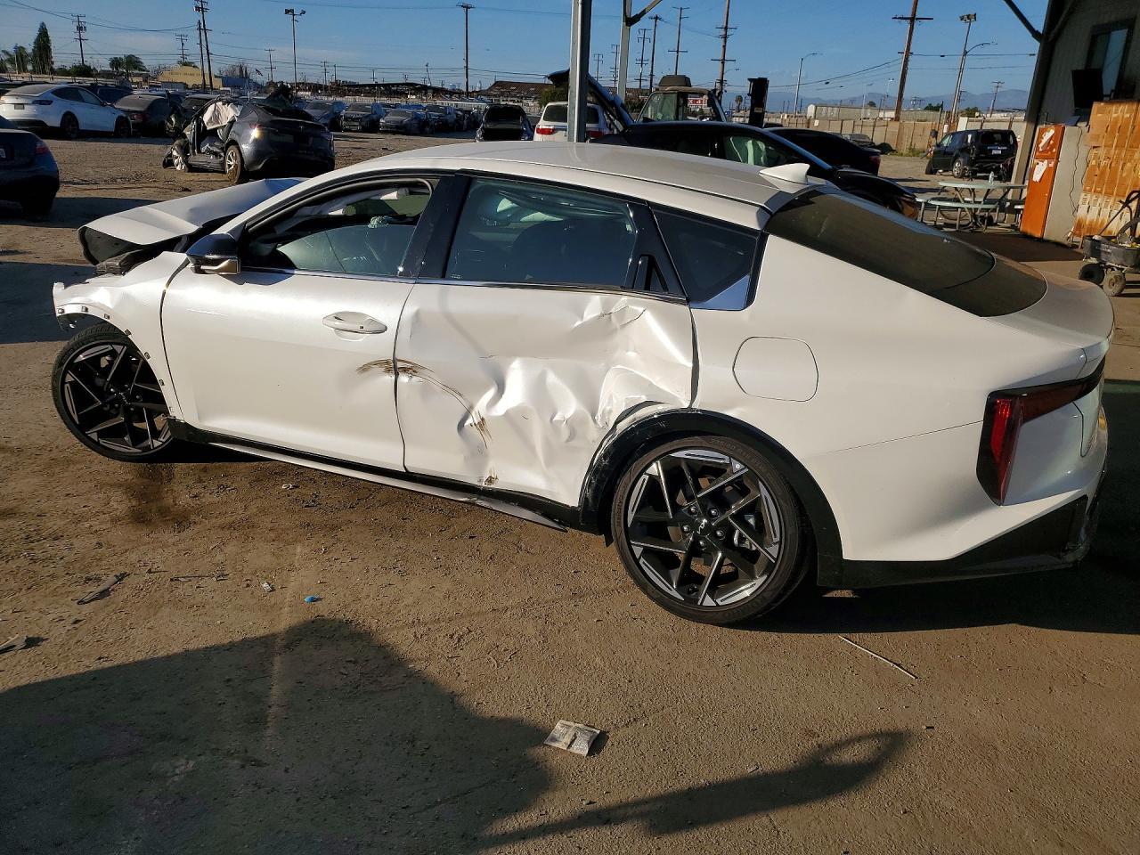 2025 KIA K4