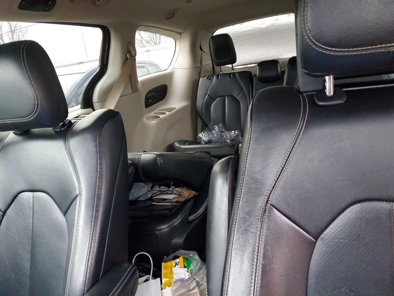 2022 CHRYSLER Pacifica