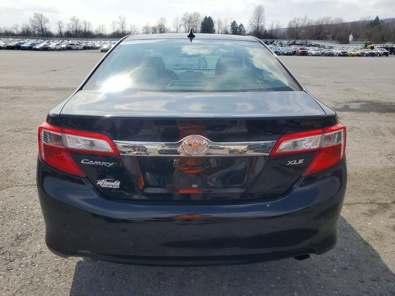 2013 TOYOTA CAMRY