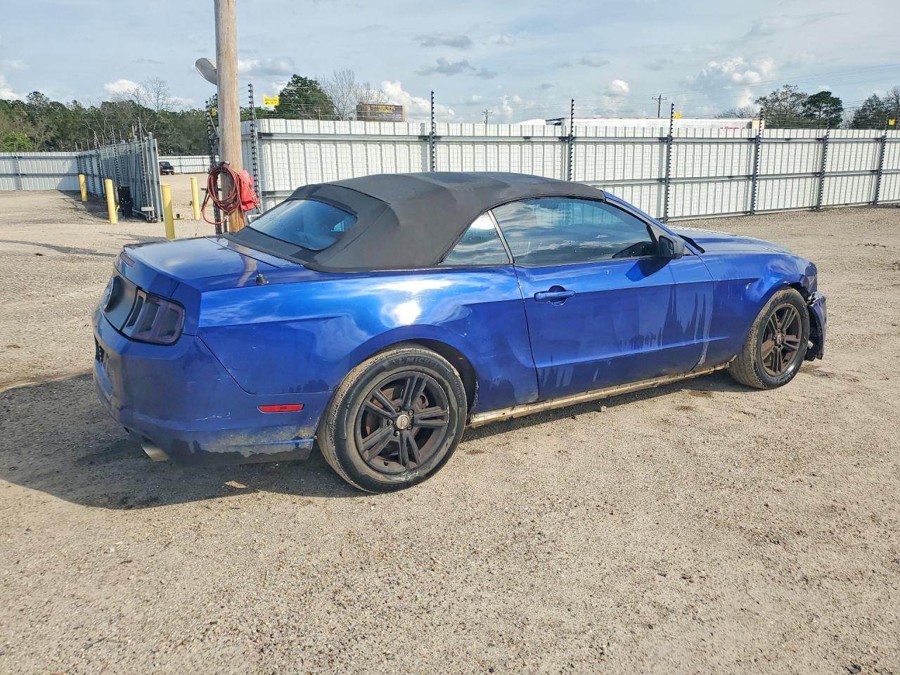 2014 FORD MUSTANG