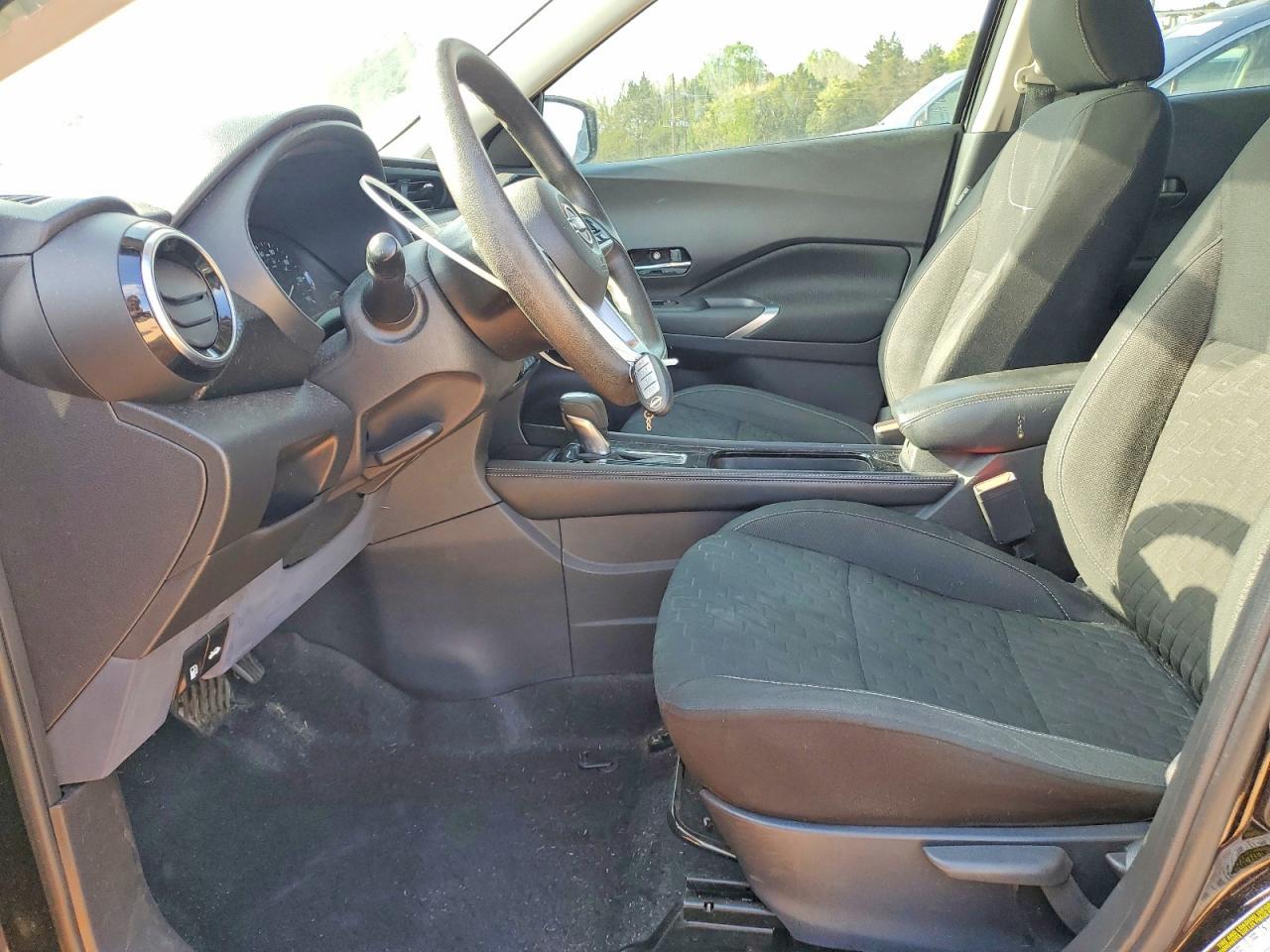2022 NISSAN KICKS