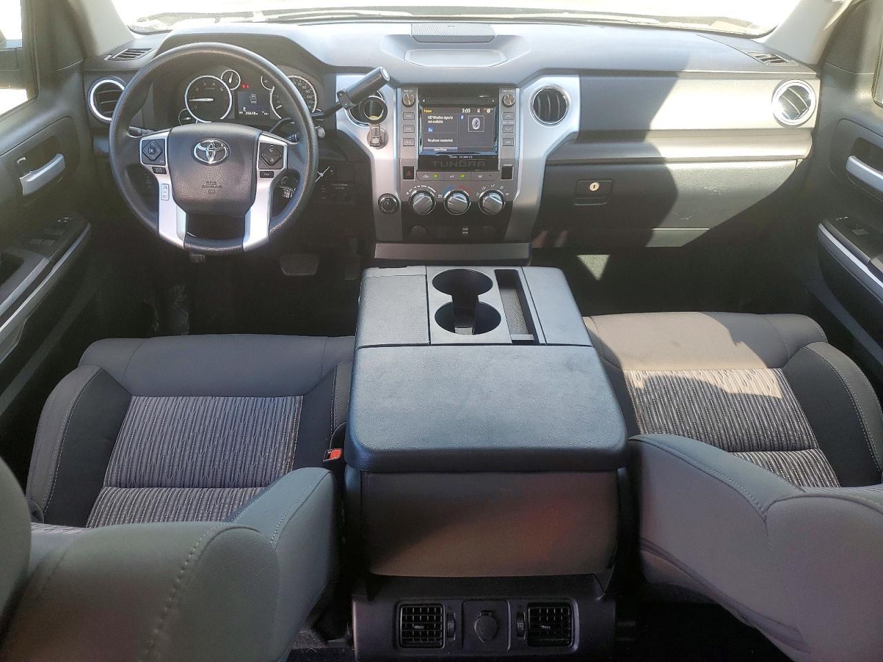 2017 TOYOTA TUNDRA