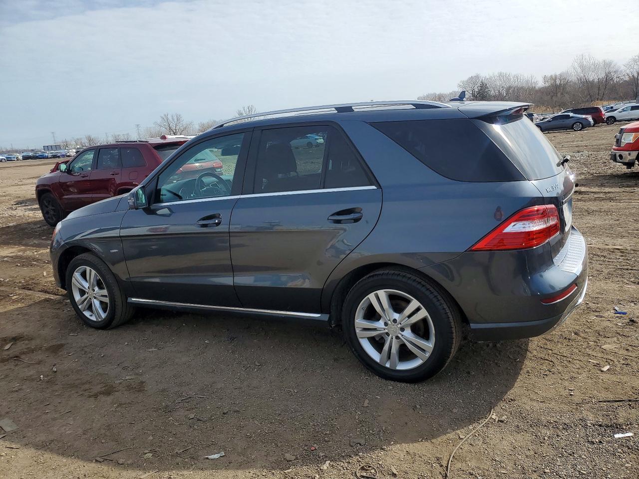 2012 MERCEDES-BENZ ML-Class