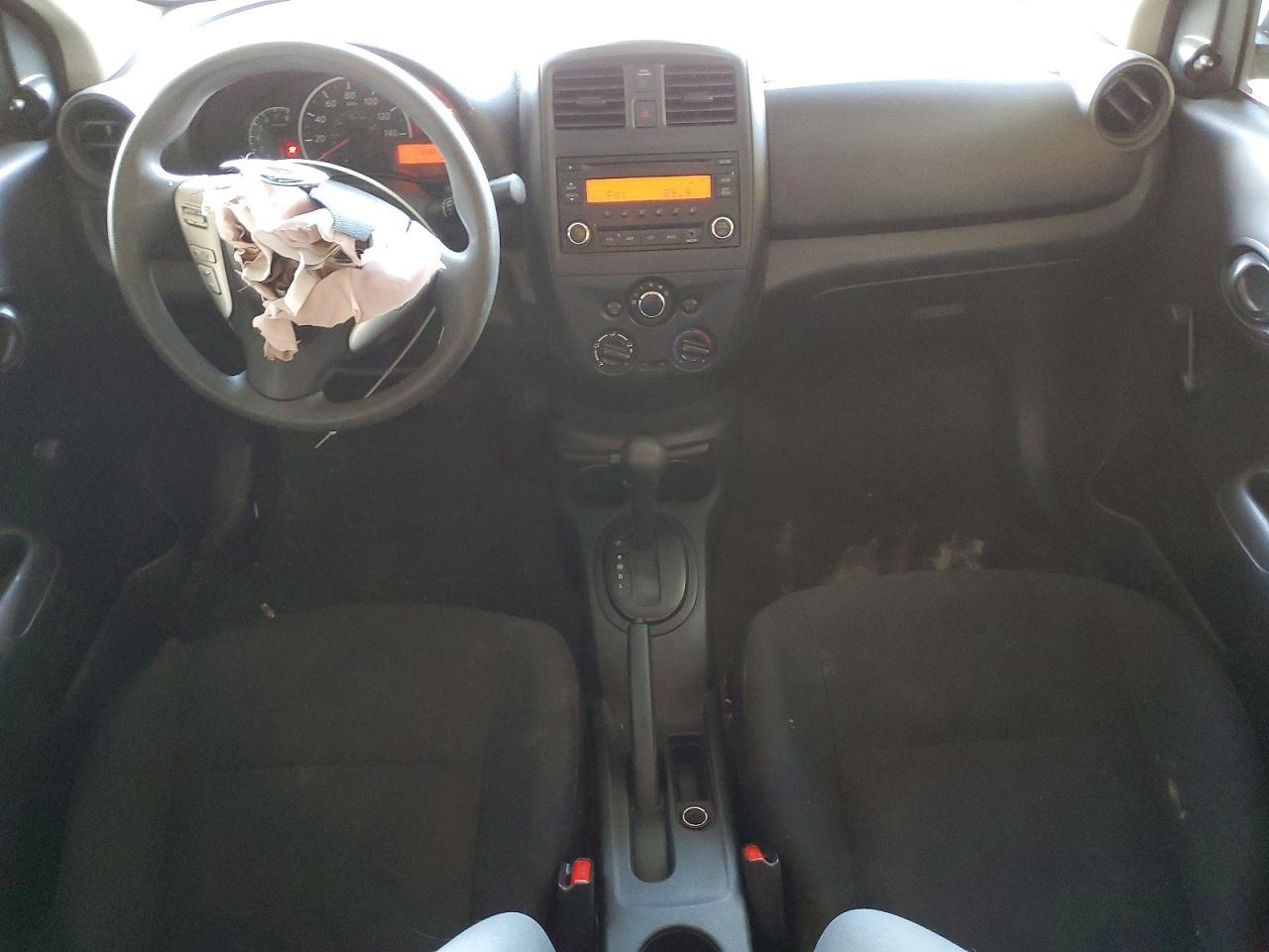 2015 NISSAN VERSA