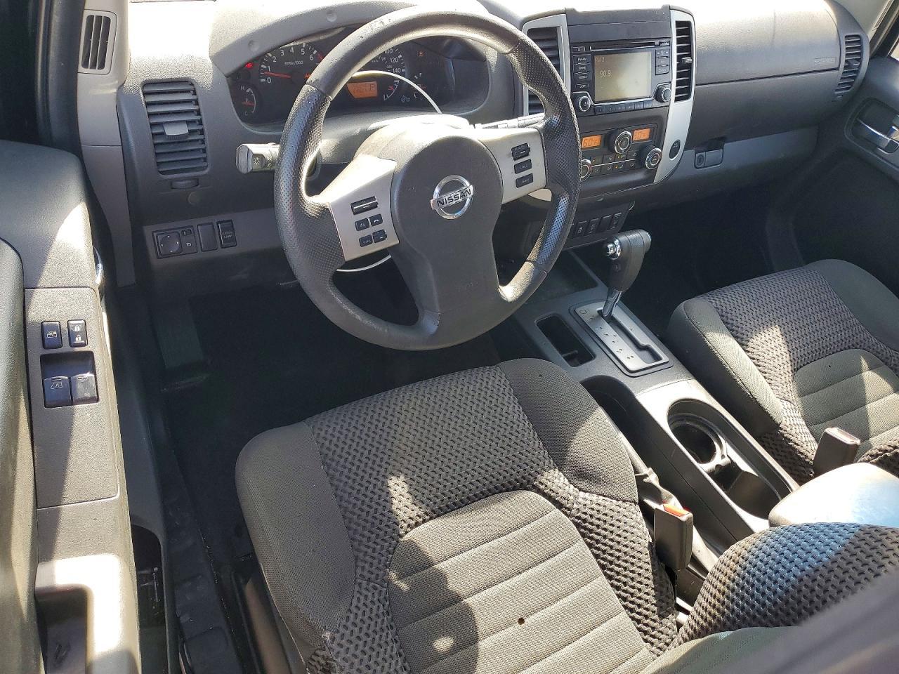2015 NISSAN Frontier