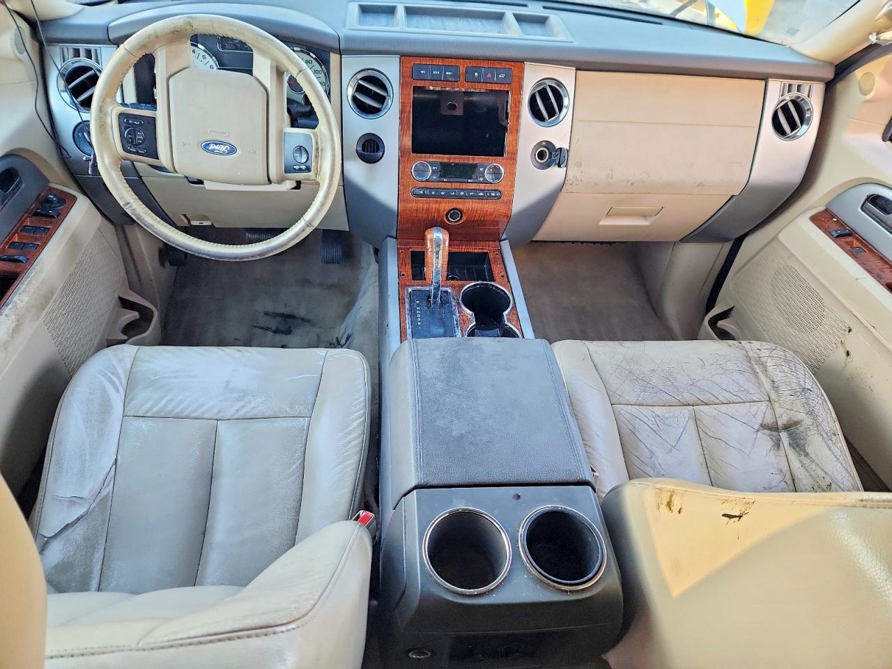 2010 FORD Expedition