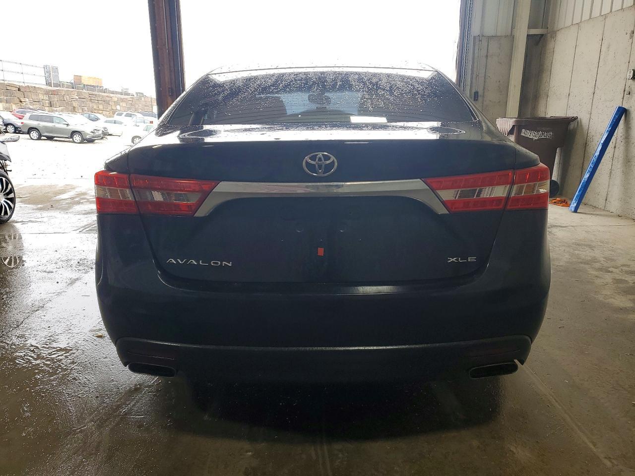 2013 TOYOTA Avalon