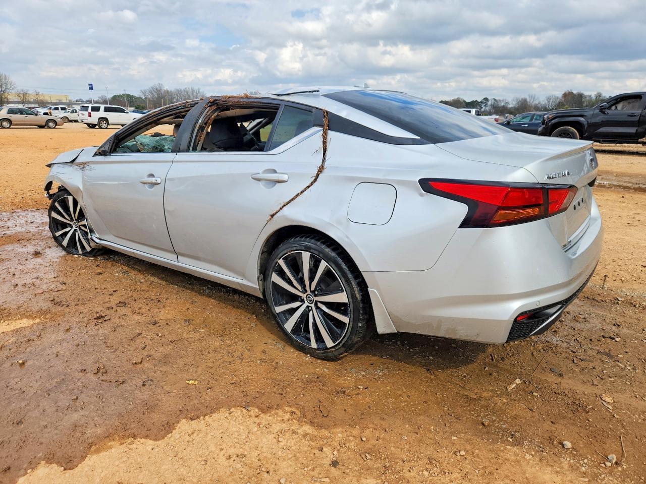 2020 NISSAN ALTIMA