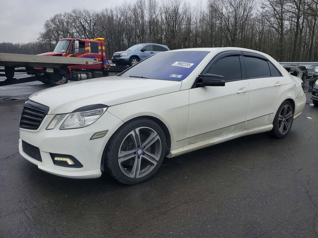 2011 MERCEDES-BENZ E-Class