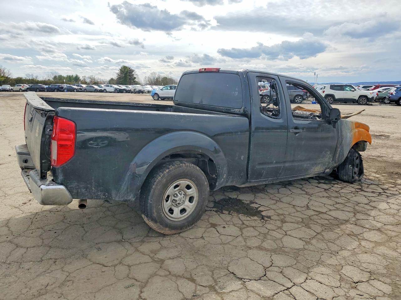 2016 NISSAN Frontier