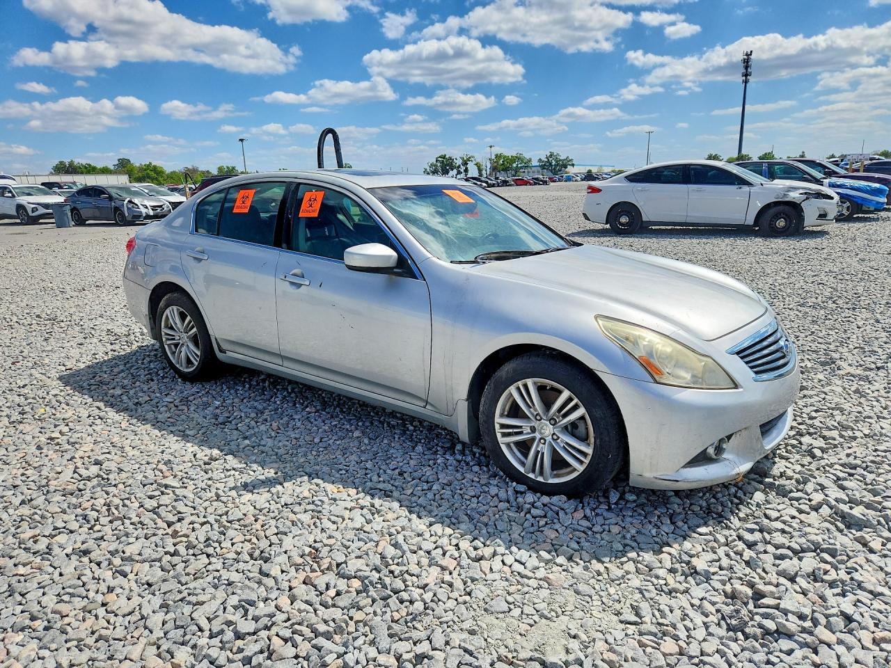 2013 INFINITI G37