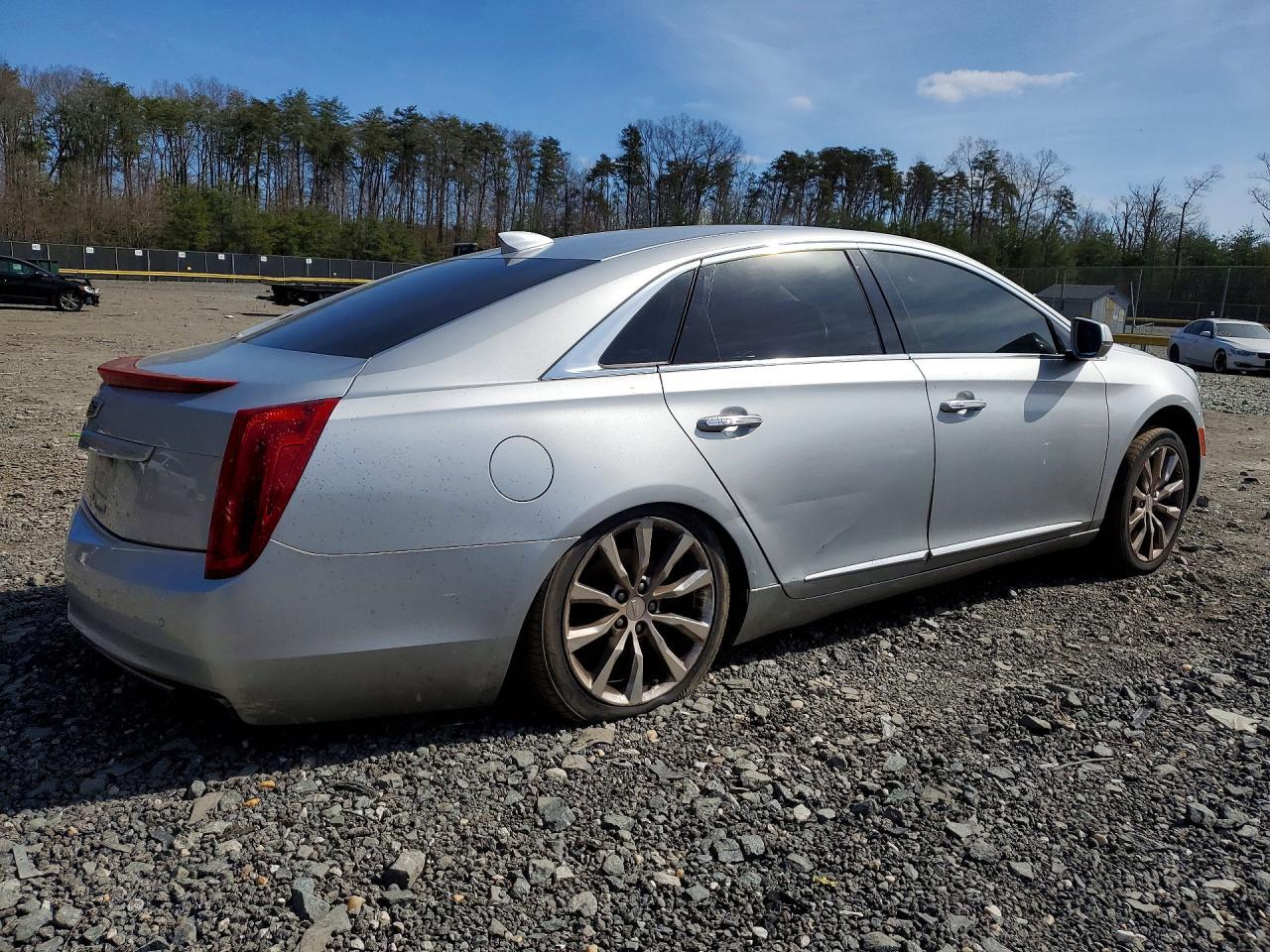 2016 CADILLAC XTS