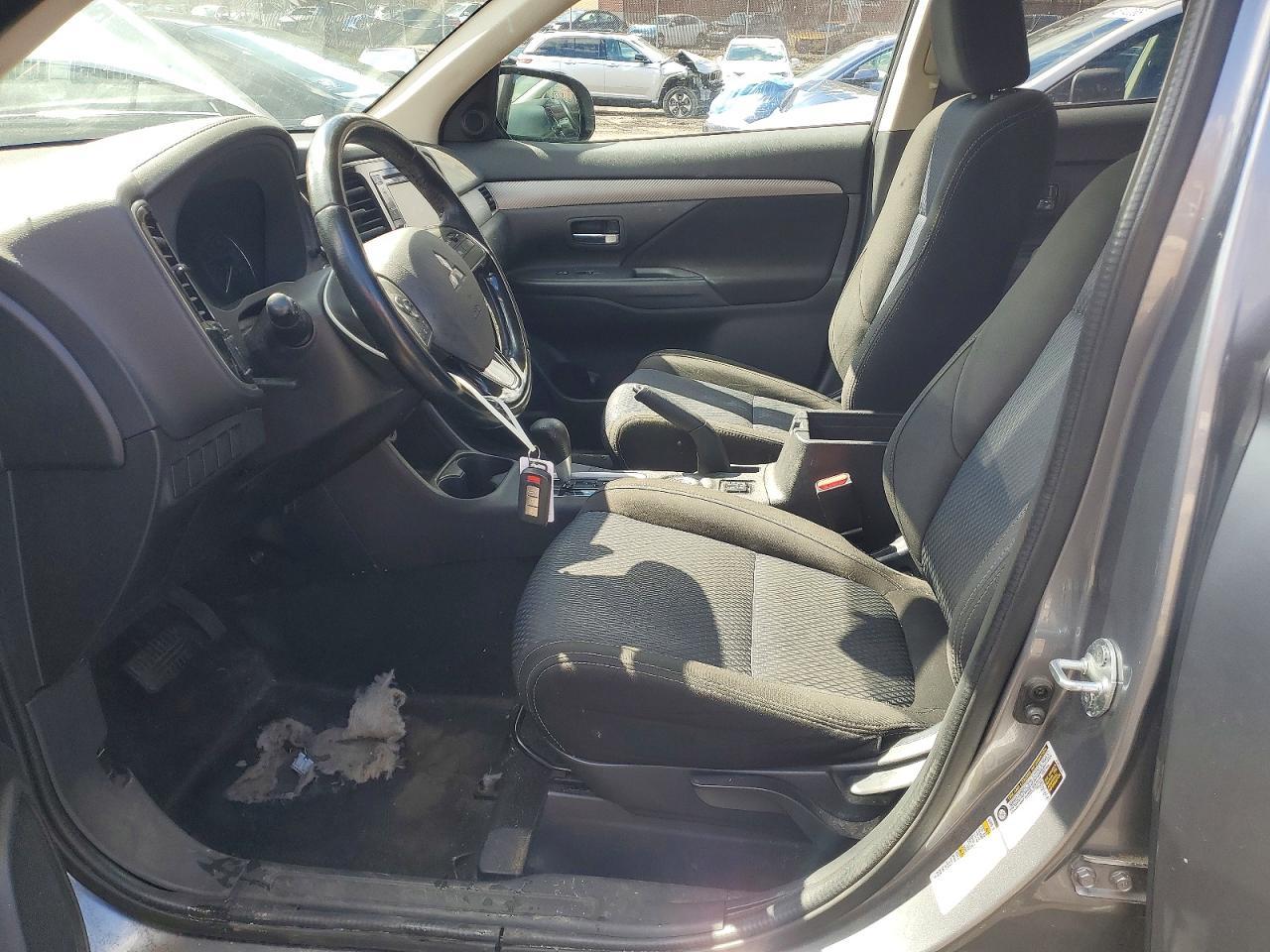 2016 MITSUBISHI outlander