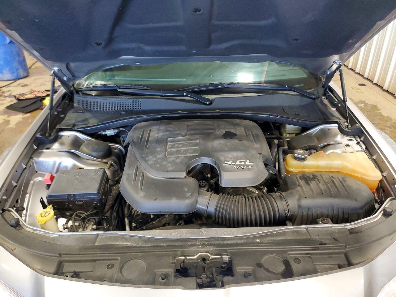 2014 CHRYSLER 300