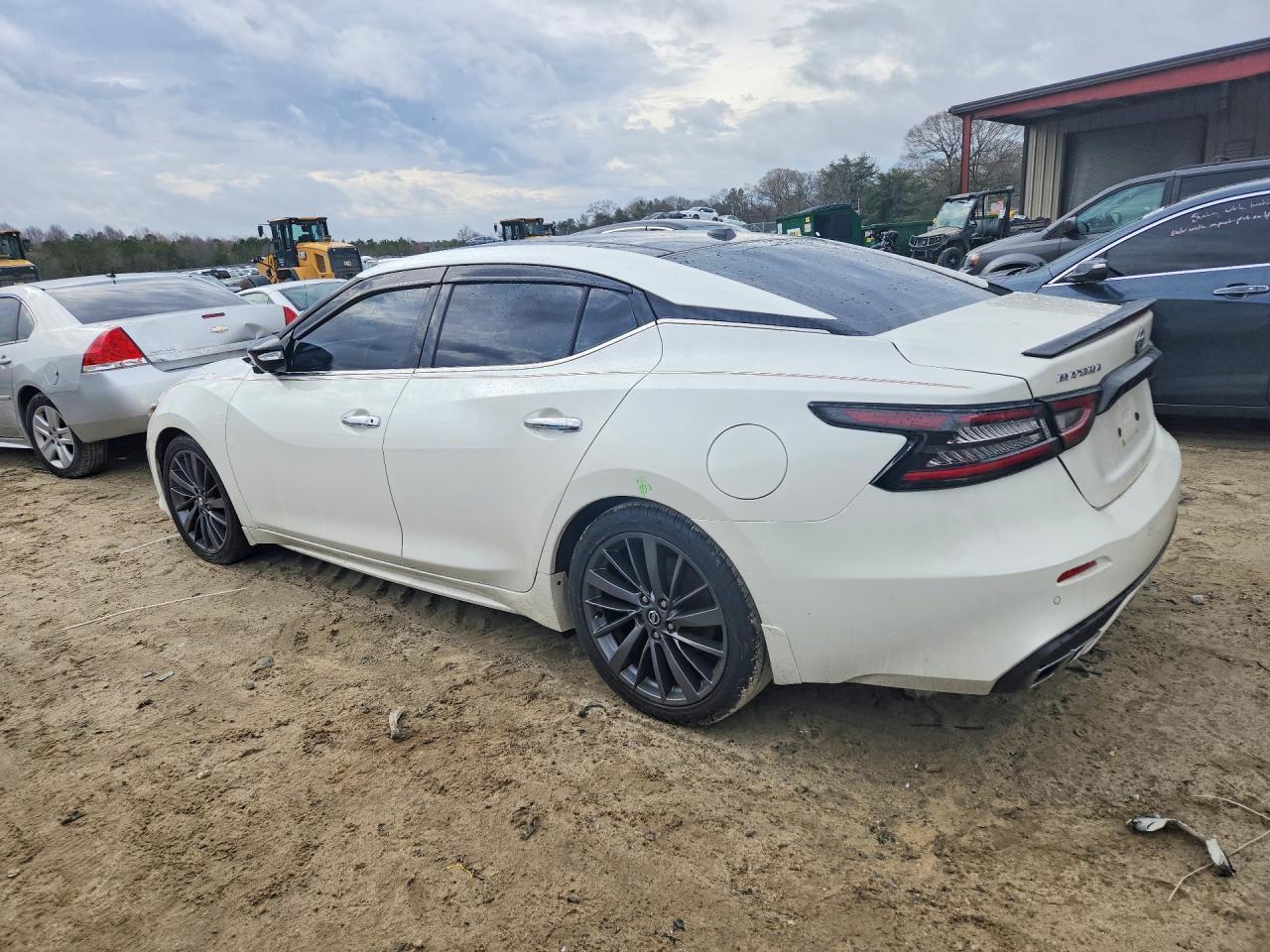 2019 NISSAN Maxima
