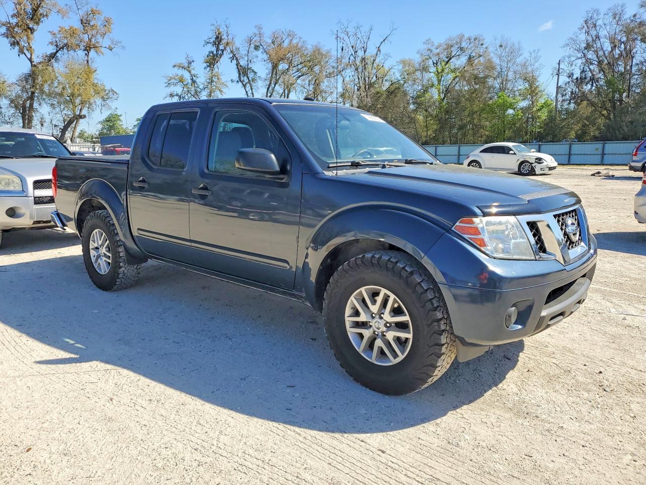 2016 NISSAN Frontier