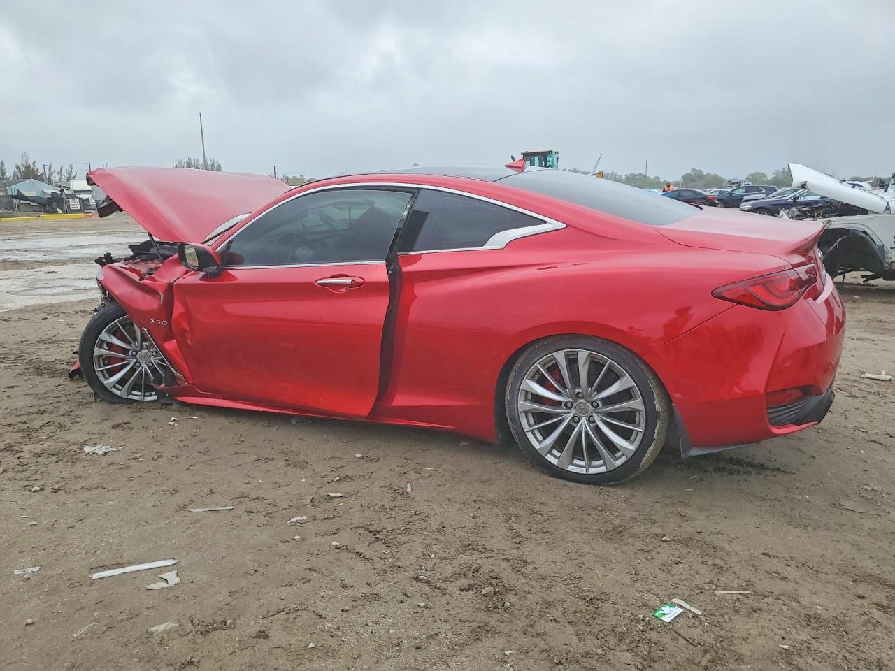 2017 INFINITI Q60