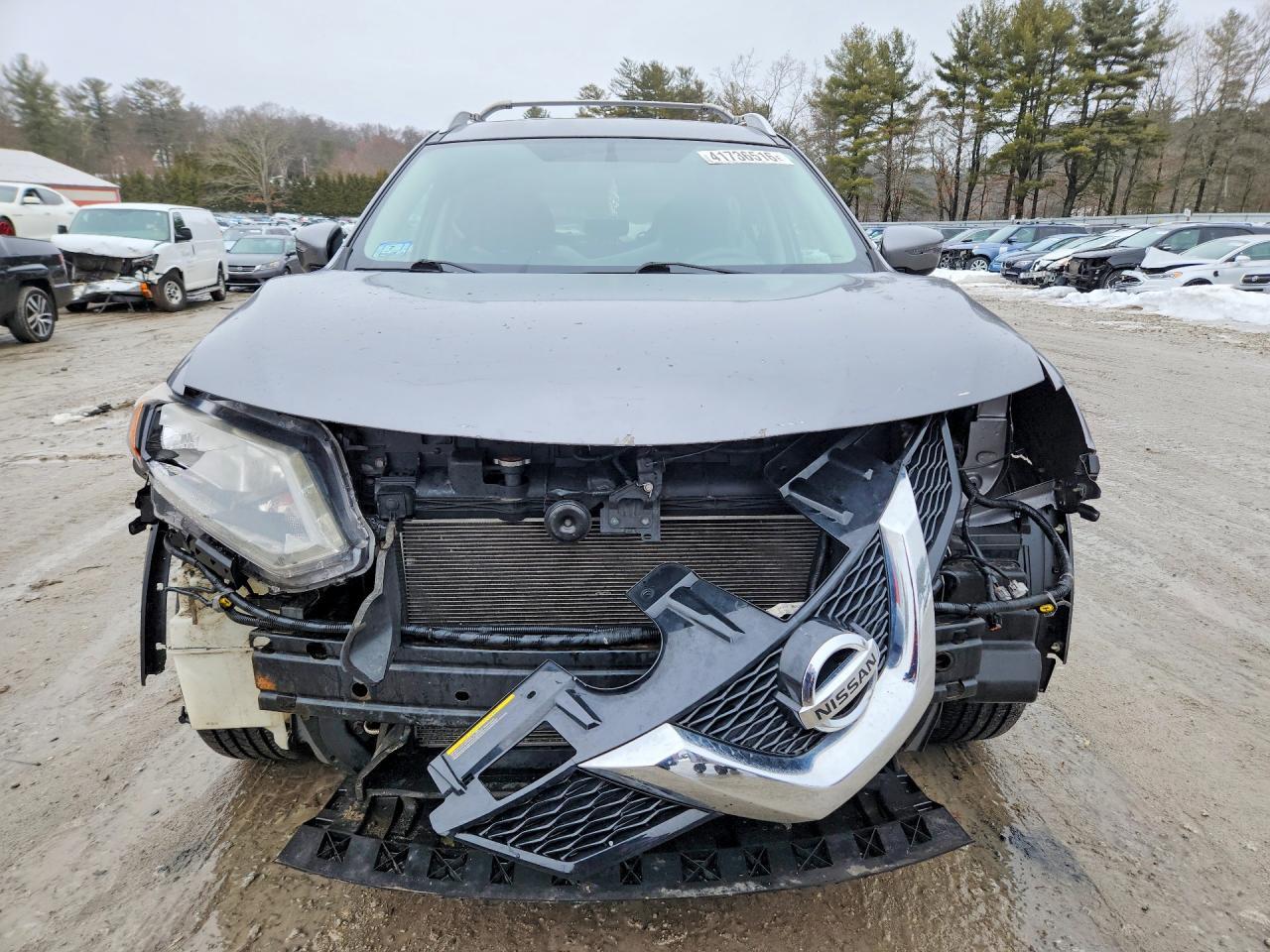 2016 NISSAN ROGUE