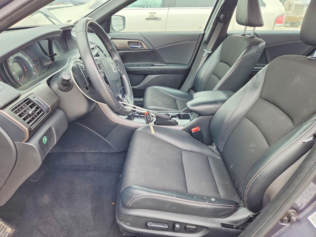 2017 HONDA ACCORD