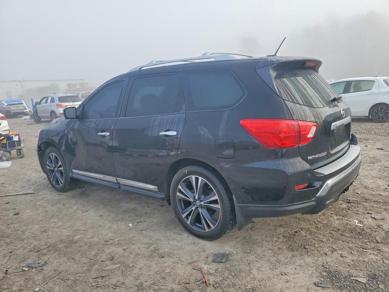 2017 NISSAN PATHFINDER