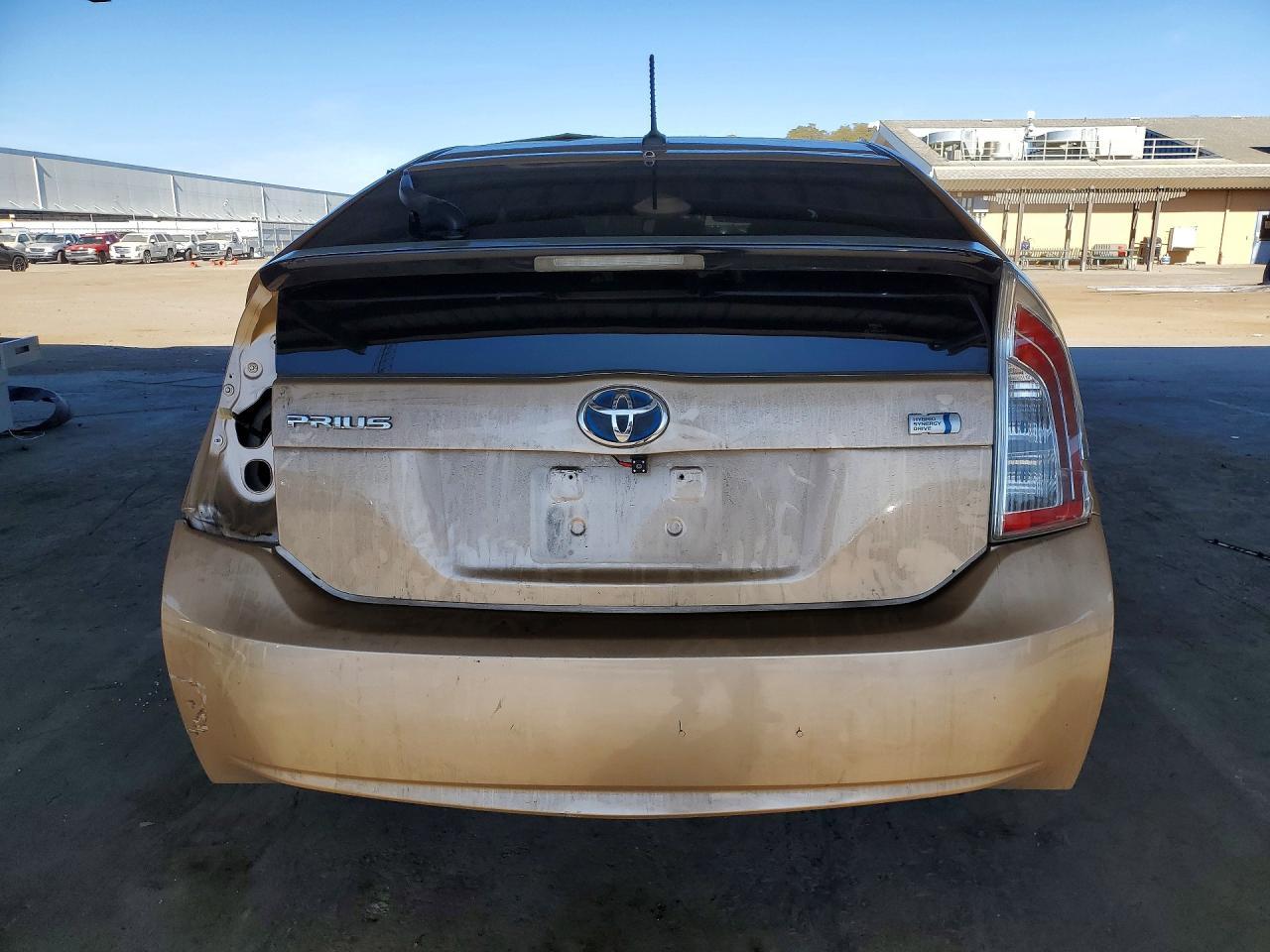 2011 TOYOTA PRIUS