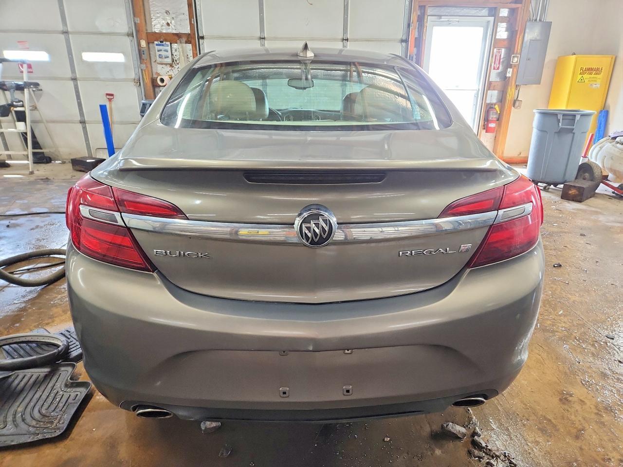 2017 BUICK Regal