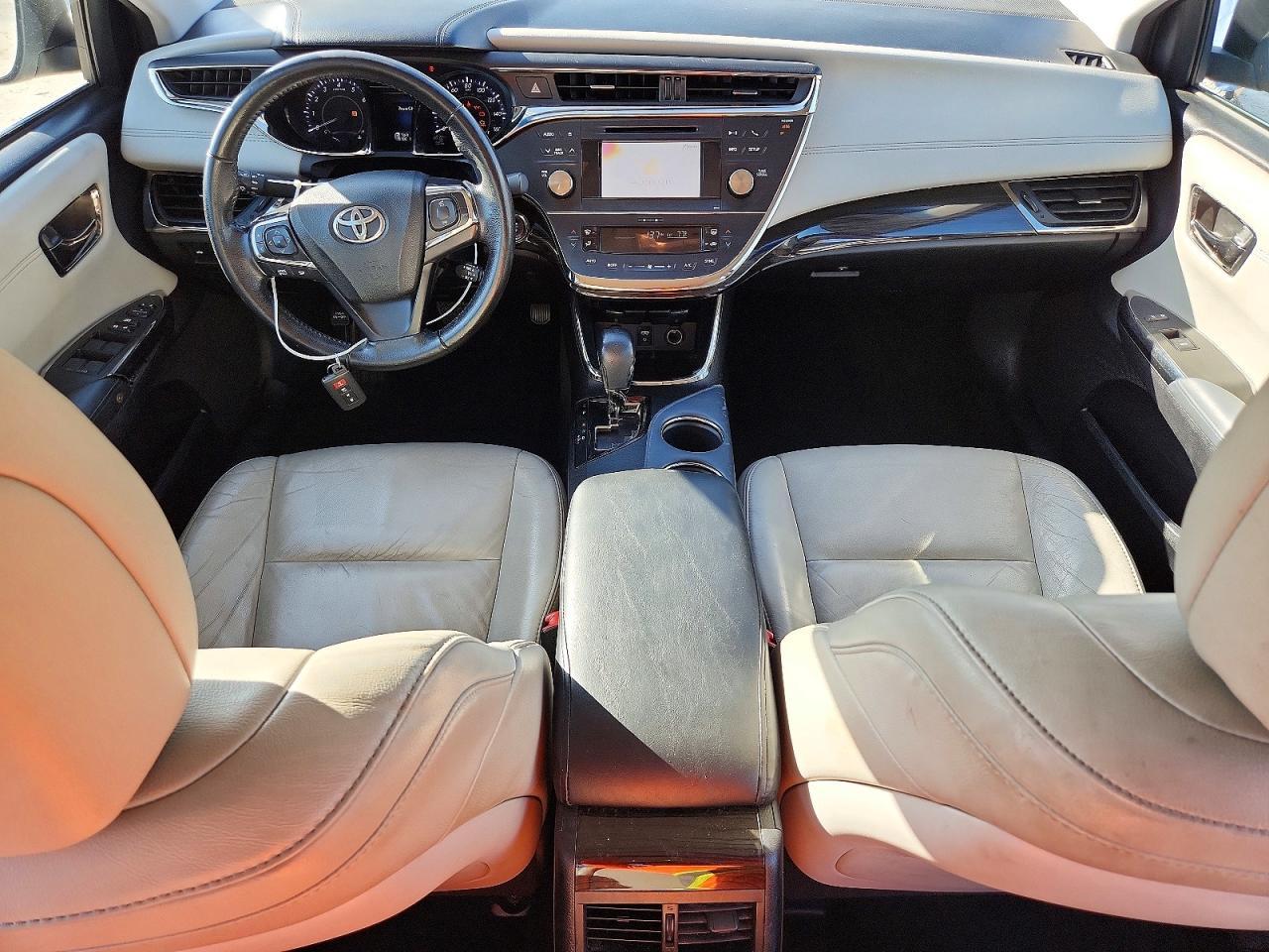 2013 TOYOTA Avalon