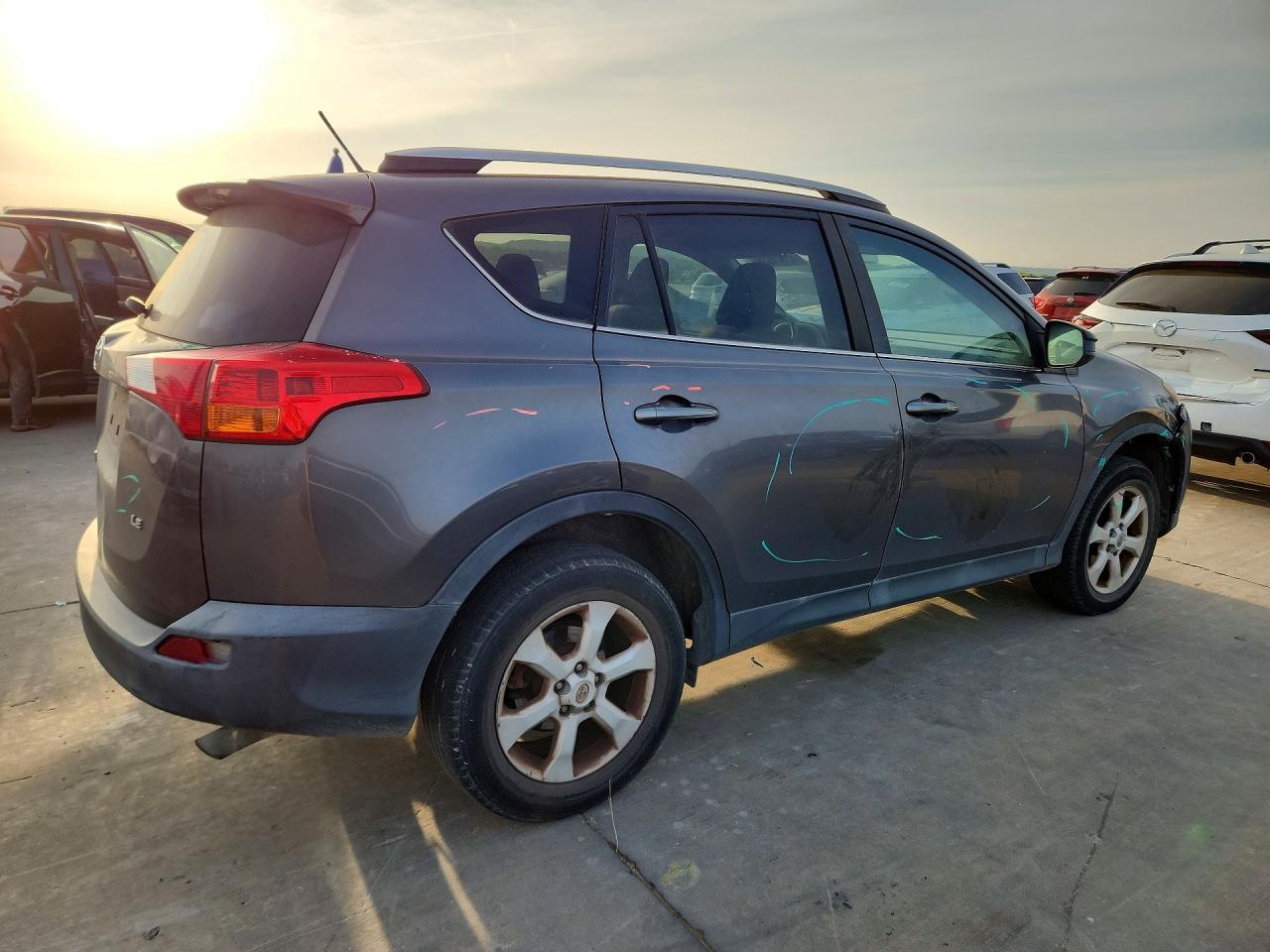 2015 TOYOTA RAV4